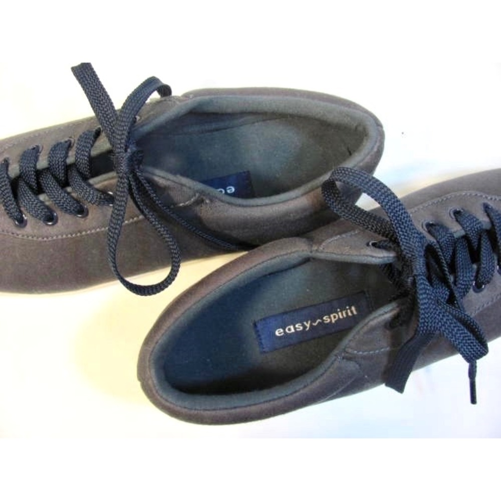 Easy Spirit Women's Gray Soft Tennis Shoe size 8.5